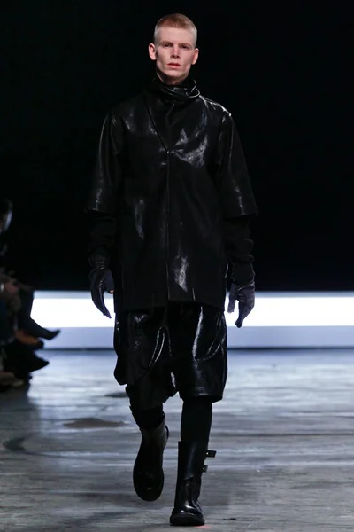Look 31